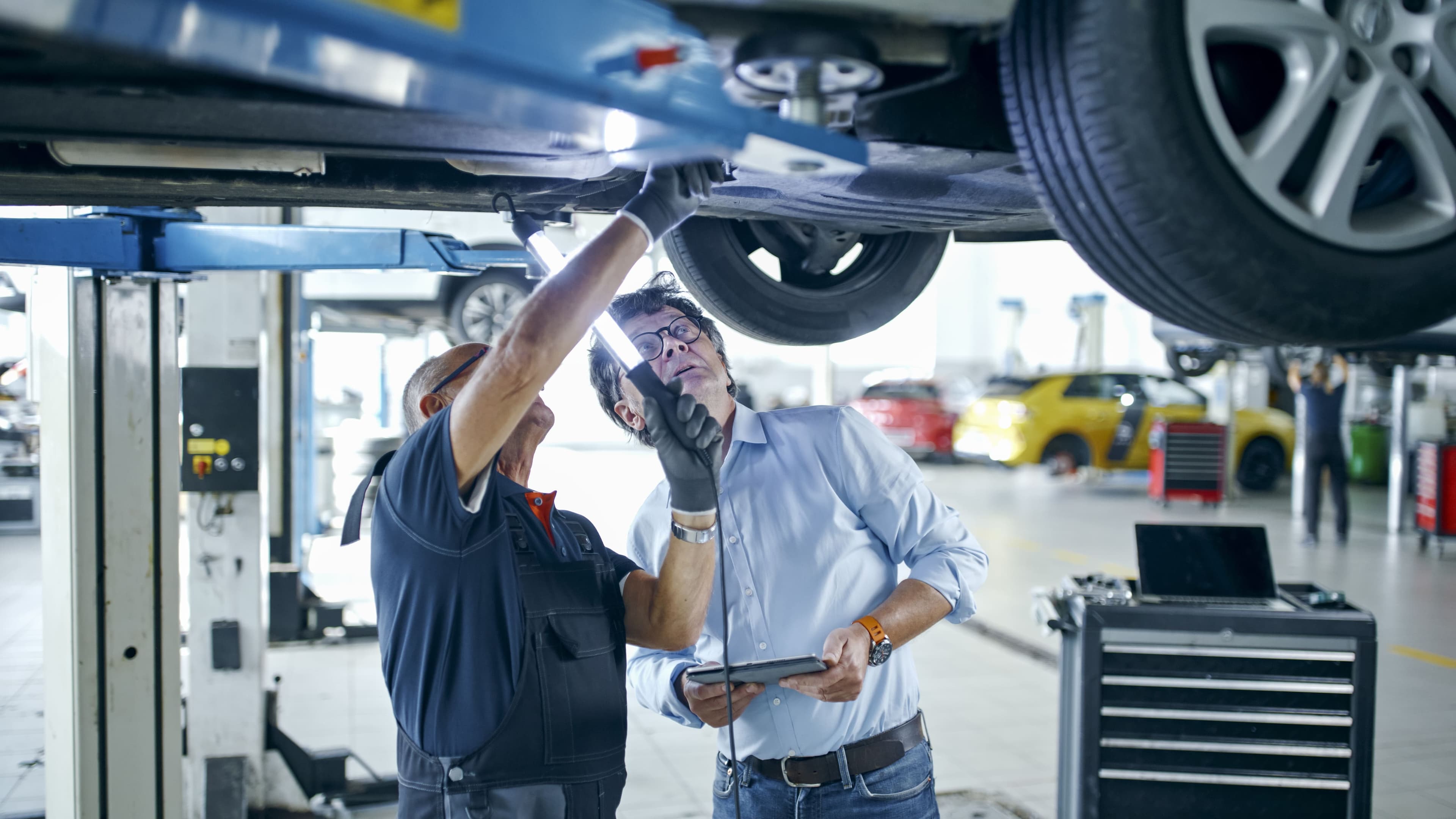 Des vêtements robustes et adaptés aux environnements techniques